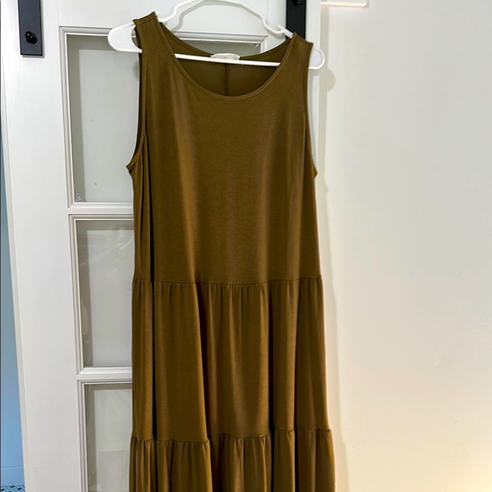 Olive Green Sleeveless Tiered Dress